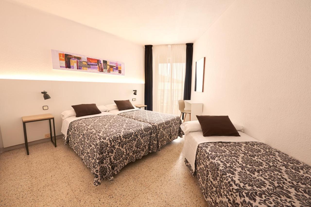 Hotel Miami Calella Exteriör bild