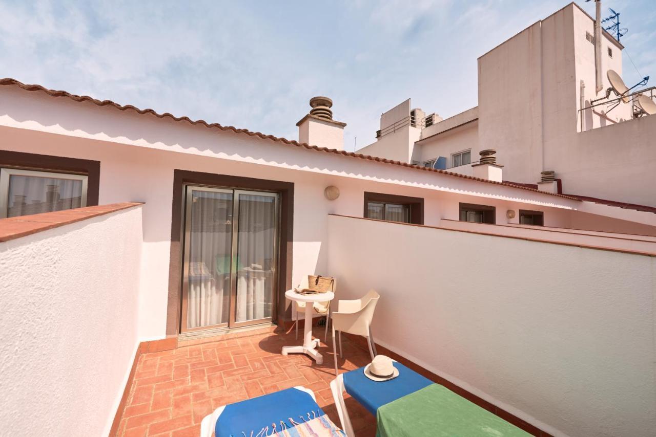 Hotel Miami Calella Exteriör bild