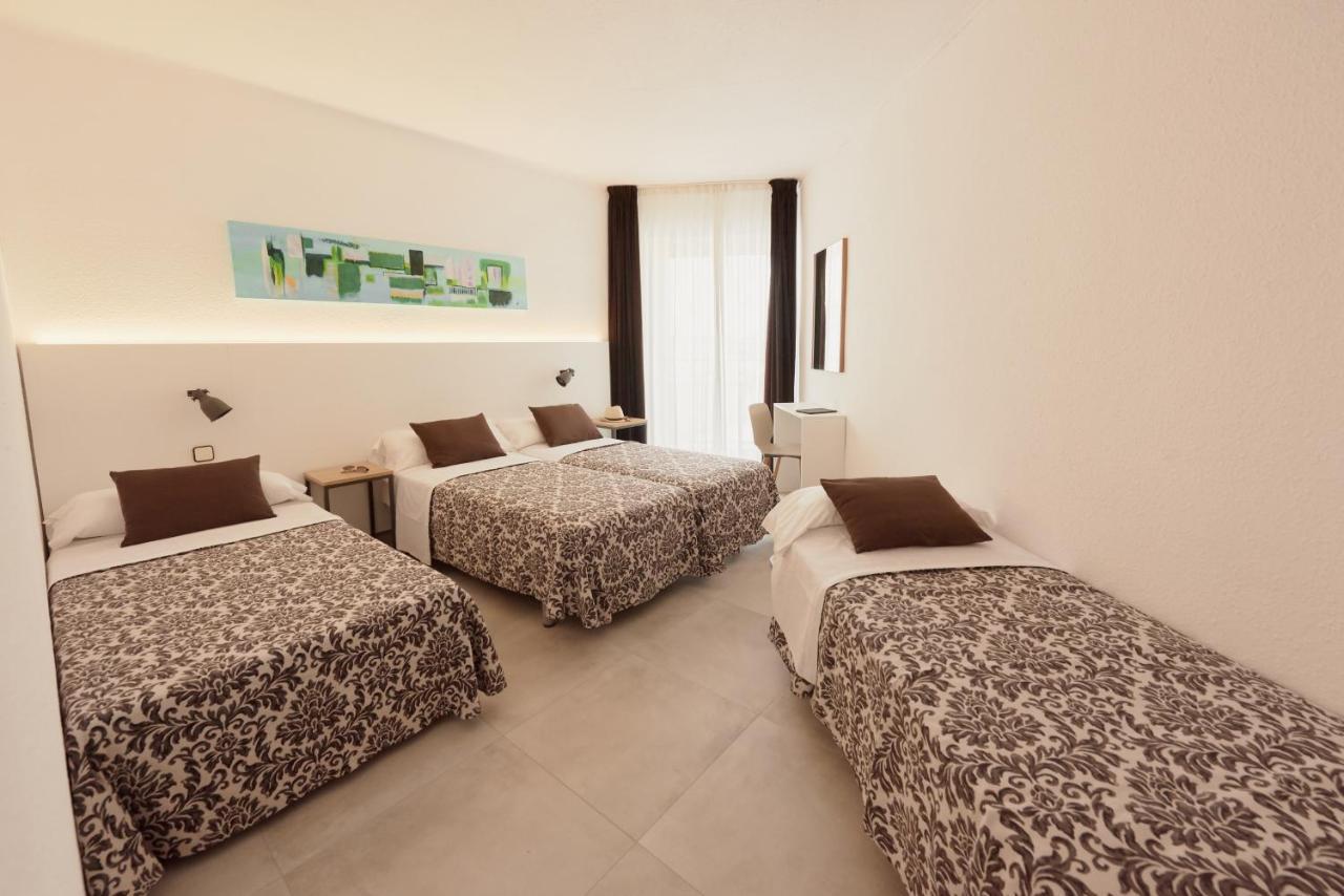 Hotel Miami Calella Exteriör bild