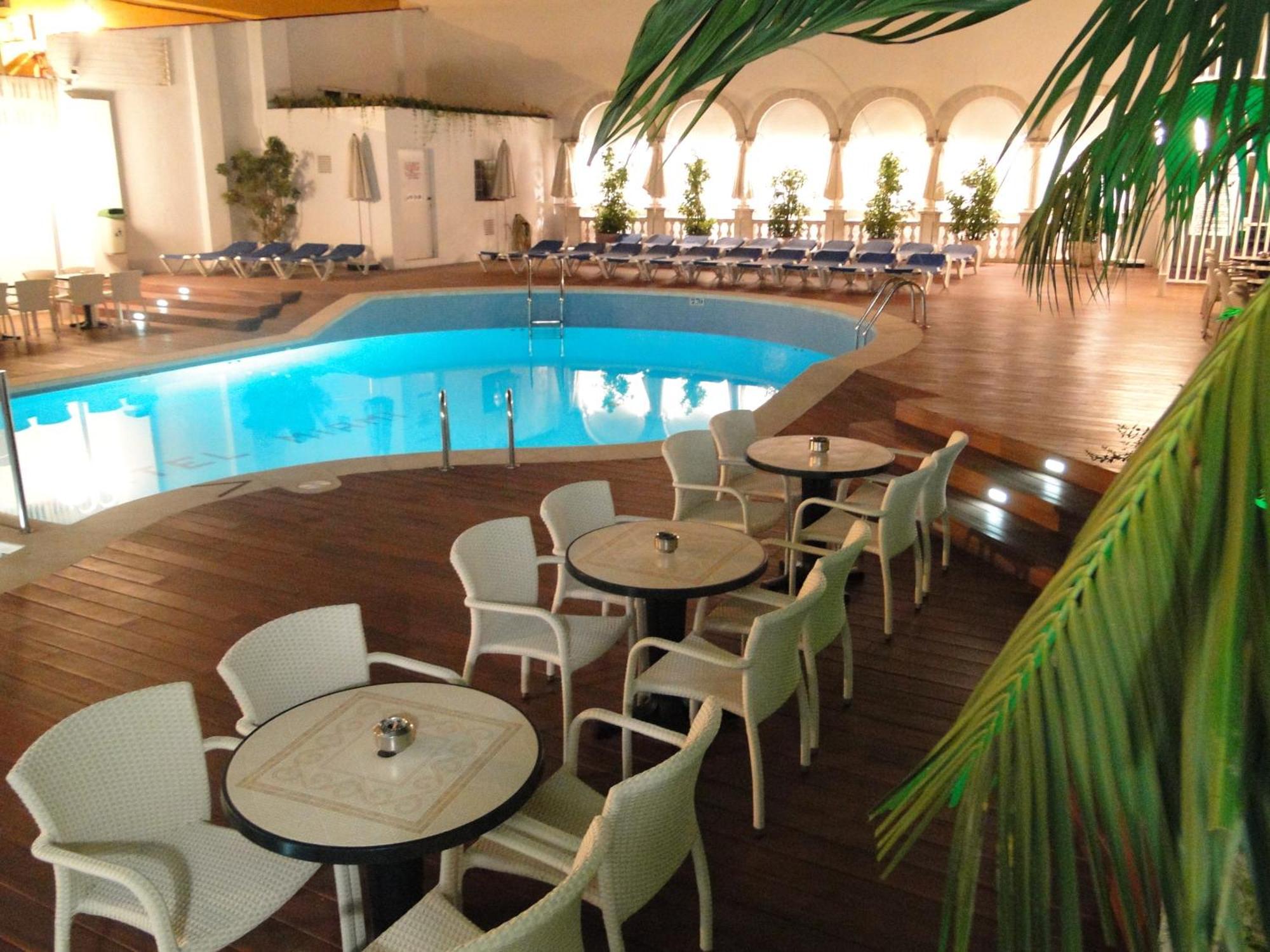 Hotel Miami Calella Exteriör bild
