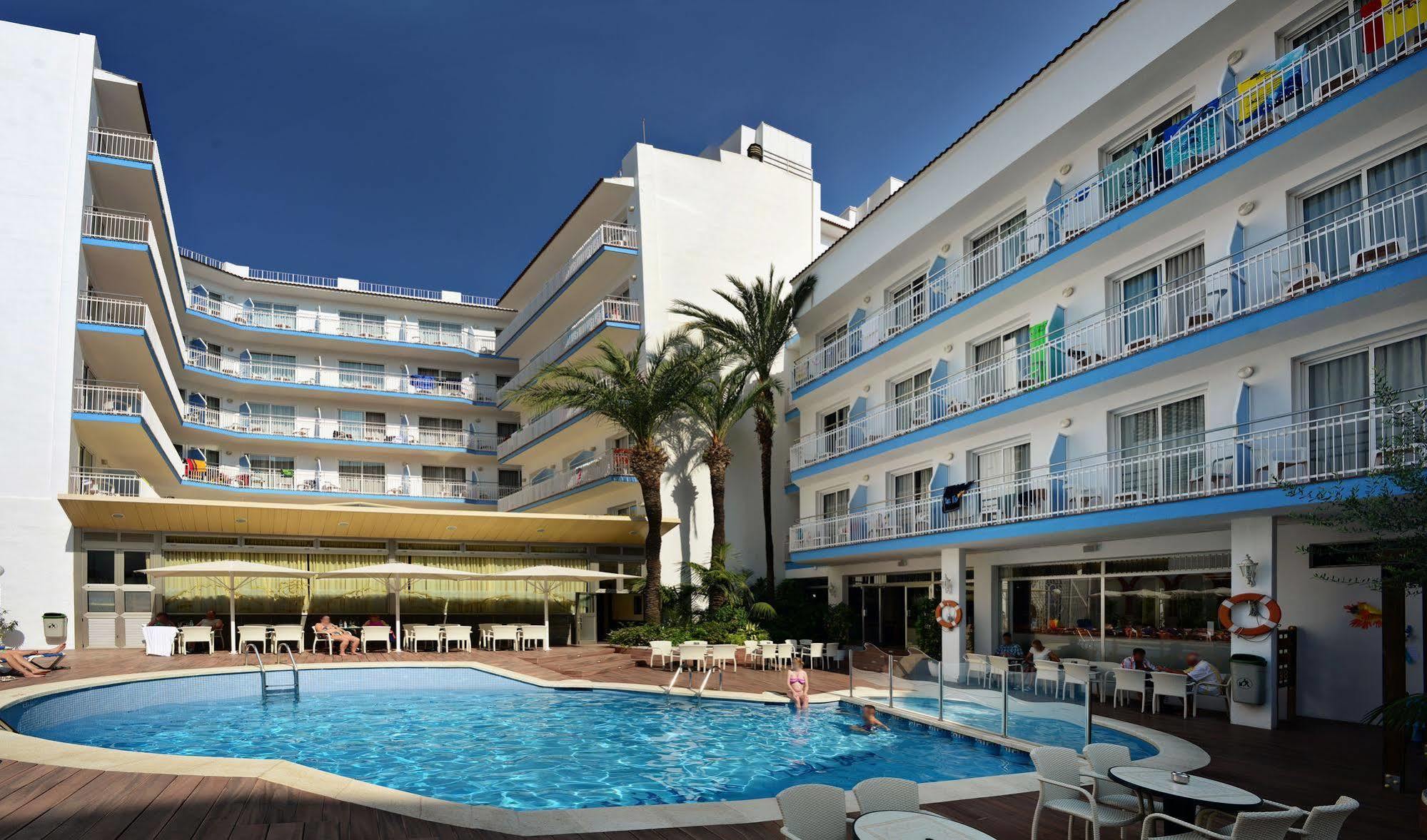 Hotel Miami Calella Exteriör bild